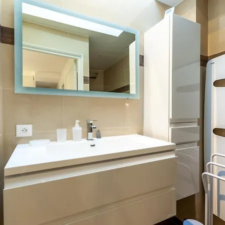 Appartamento Luxurious 2 Bedroom Duplex On Place Morny