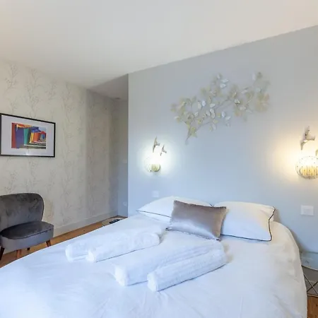 Apartament Luxurious 2 Bedroom Duplex On Place Morny Deauville