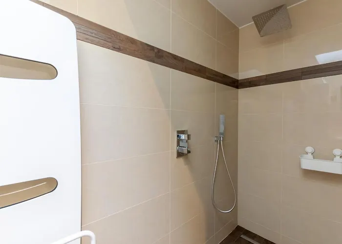 Beau Duplex - De Gamme Place Morny - 75m2 Appartement Deauville